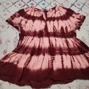 💘 Torrid Tie Dye Blouse